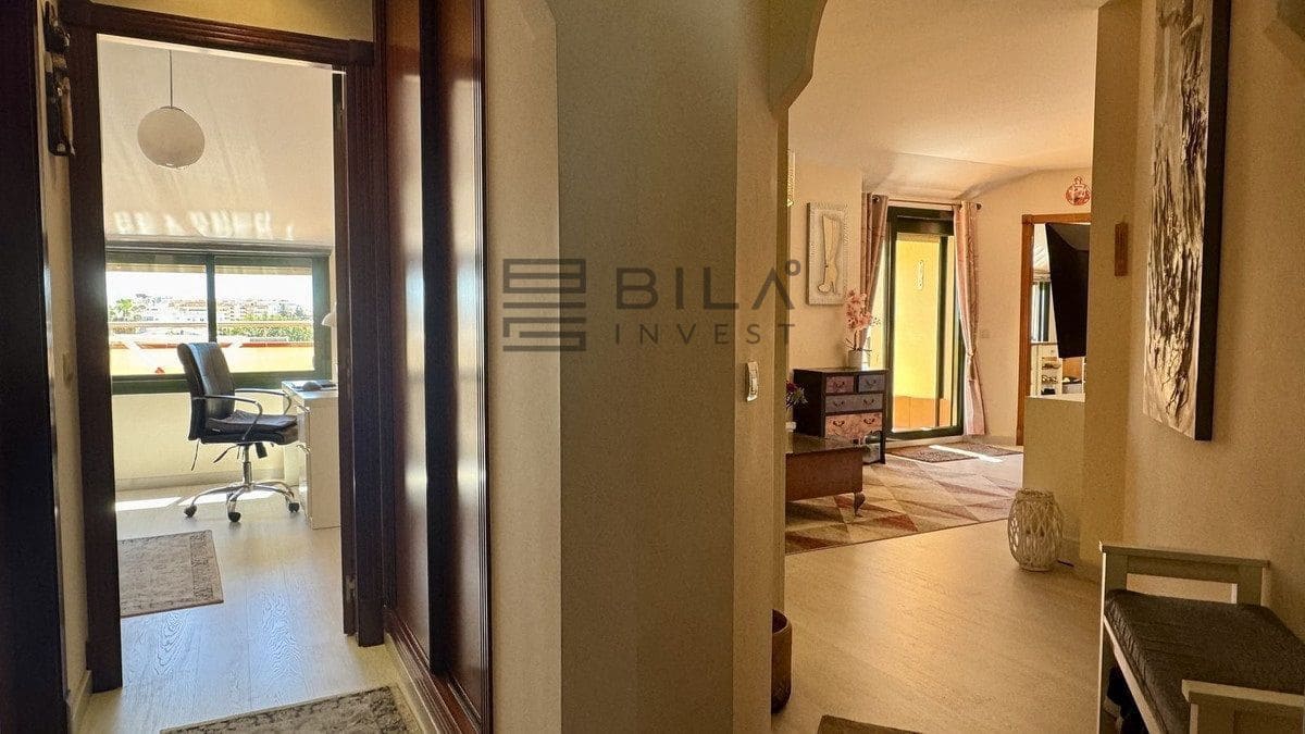 2 soverom Penthouse til salgs i Fuengirola med svømmebasseng - € 370 000 (Ref: 9751499)