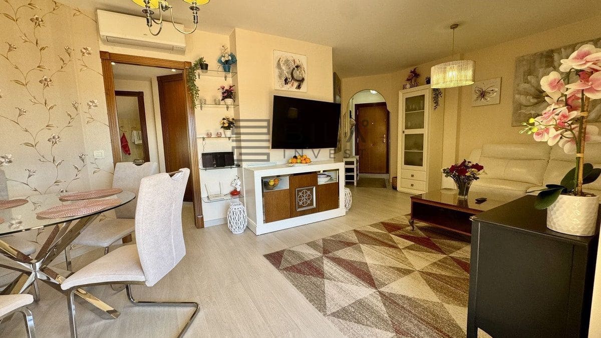 2 soverom Penthouse til salgs i Fuengirola med svømmebasseng - € 370 000 (Ref: 9751499)