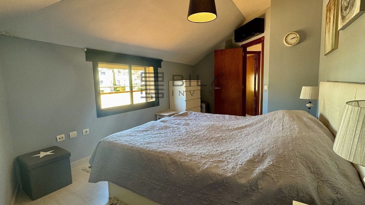 2 soverom Penthouse til salgs i Fuengirola med svømmebasseng - € 370 000 (Ref: 9751499)