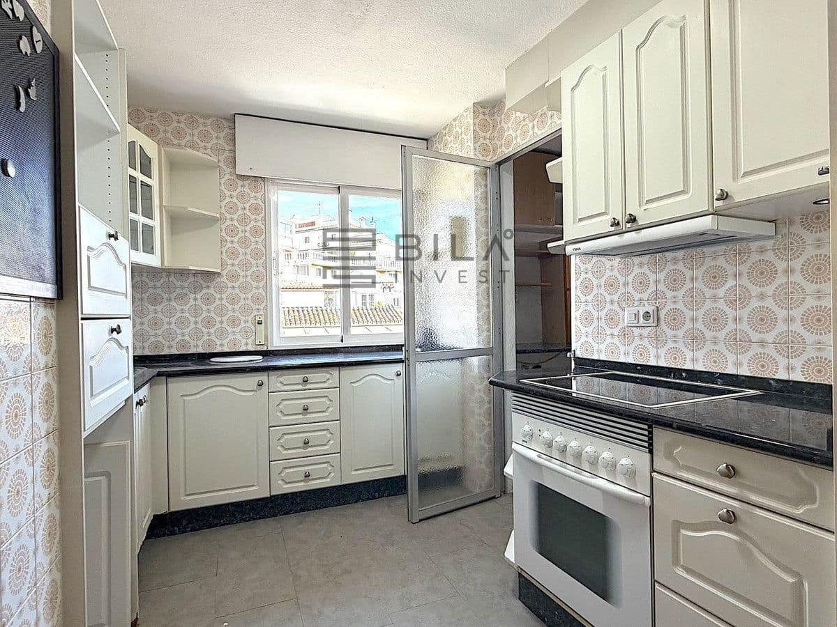 3 slaapkamer Flat te koop in Fuengirola met zwembad garage - € 329.000 (Ref: 9762322)