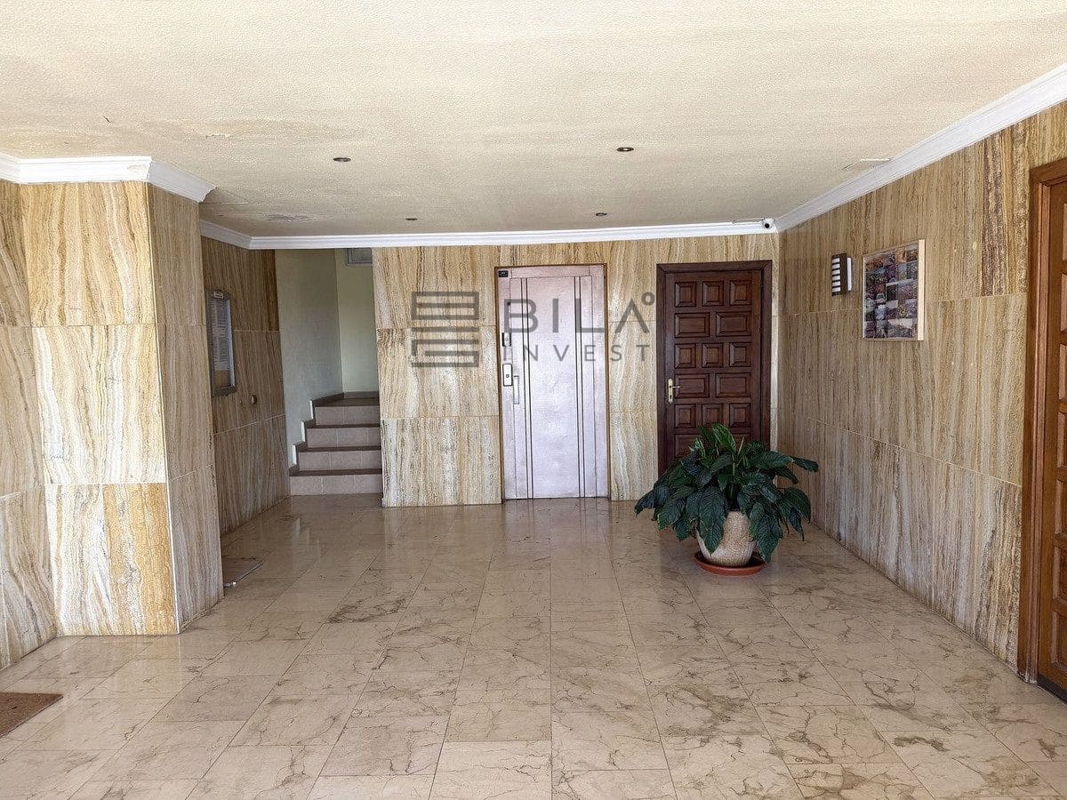 3 slaapkamer Flat te koop in Fuengirola met zwembad garage - € 329.000 (Ref: 9762322)