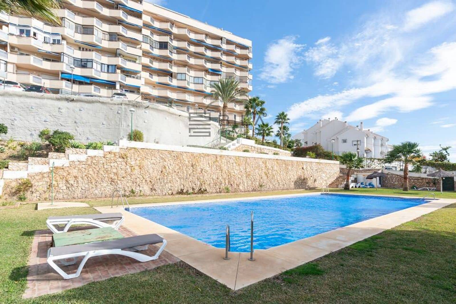 3 slaapkamer Flat te koop in Fuengirola met zwembad garage - € 329.000 (Ref: 9762322)