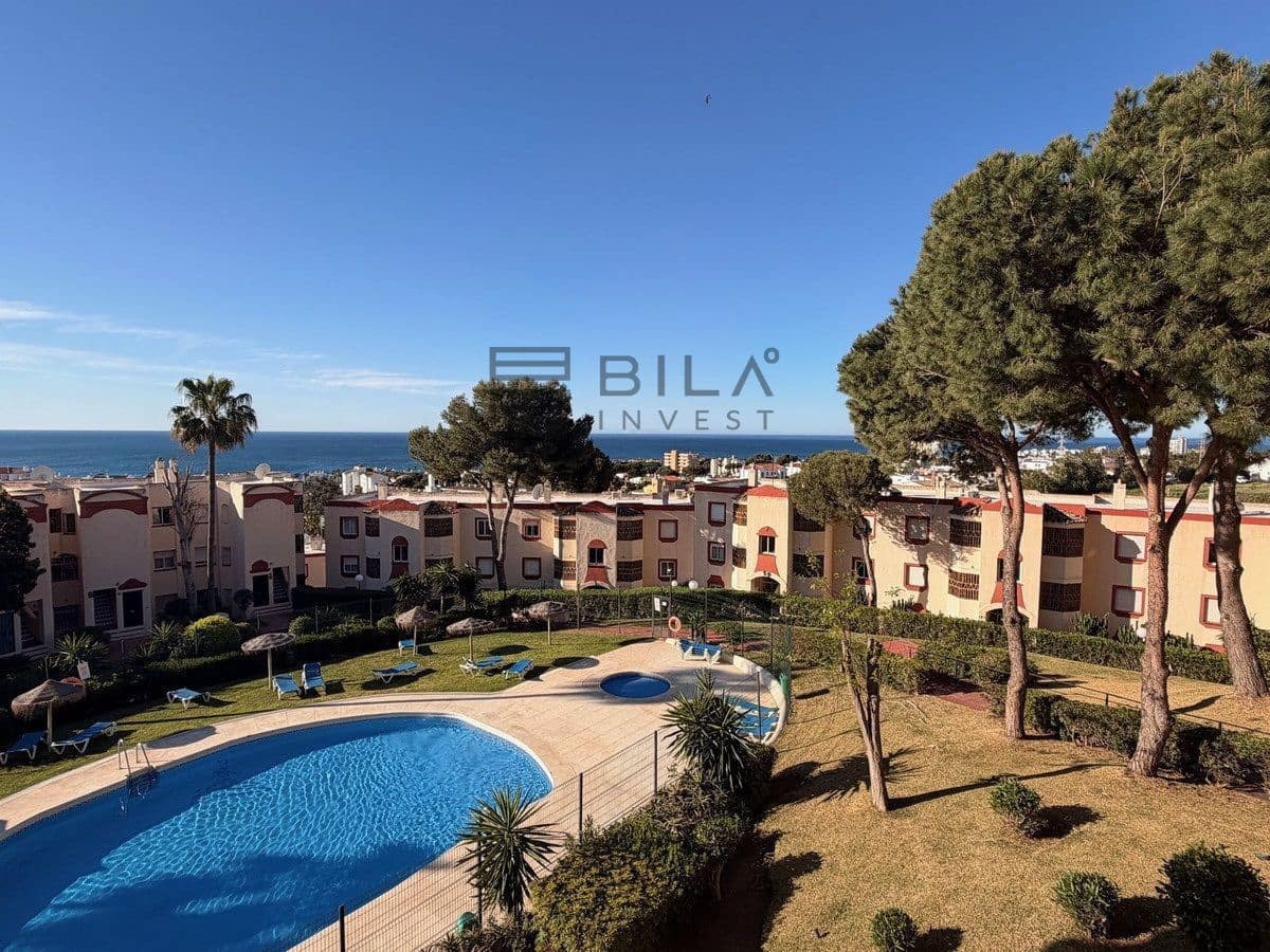 Piso de 2 habitaciones en Riviera del Sol en venta con piscina - 285.000 € (Ref: 9762324)