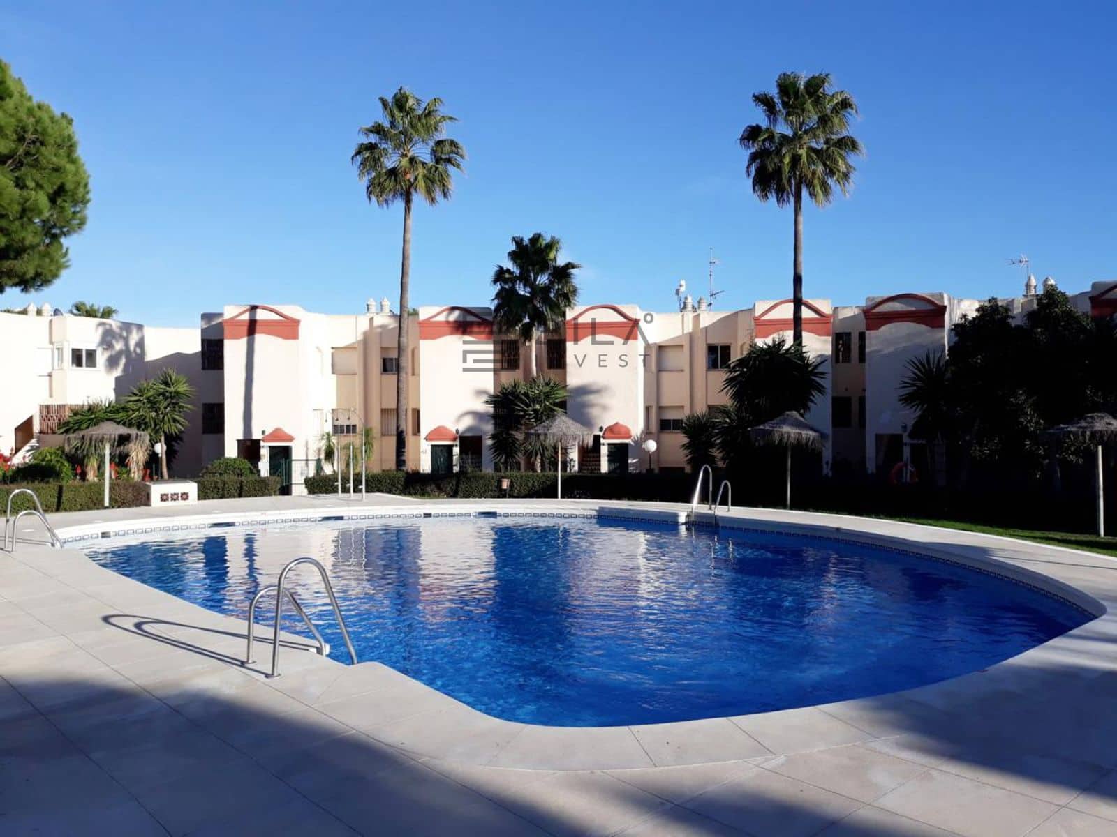 Piso de 2 habitaciones en Riviera del Sol en venta con piscina - 285.000 € (Ref: 9762324)