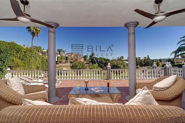 4 sypialnia Willa na sprzedaż w Mijas Golf, Mijas z basenem garażem - 1 300 000 € (Ref: 9762325)