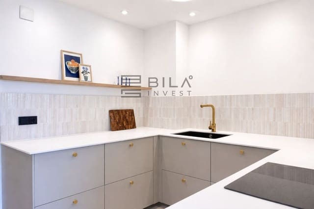 1 slaapkamer Flat te koop in Torreblanca, Fuengirola met zwembad garage - € 295.000 (Ref: 9762326)