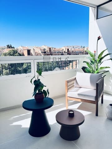 1 slaapkamer Flat te koop in Torreblanca, Fuengirola met zwembad garage - € 295.000 (Ref: 9762326)