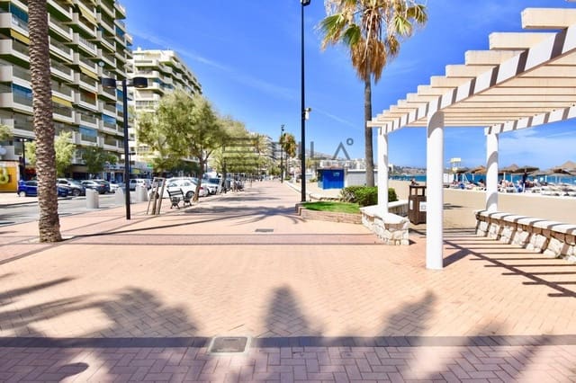 1 makuuhuone Kattohuoneisto myytävänä paikassa Los Boliches , Fuengirola mukana uima-altaan - 335 000 € (Ref: 9762327)