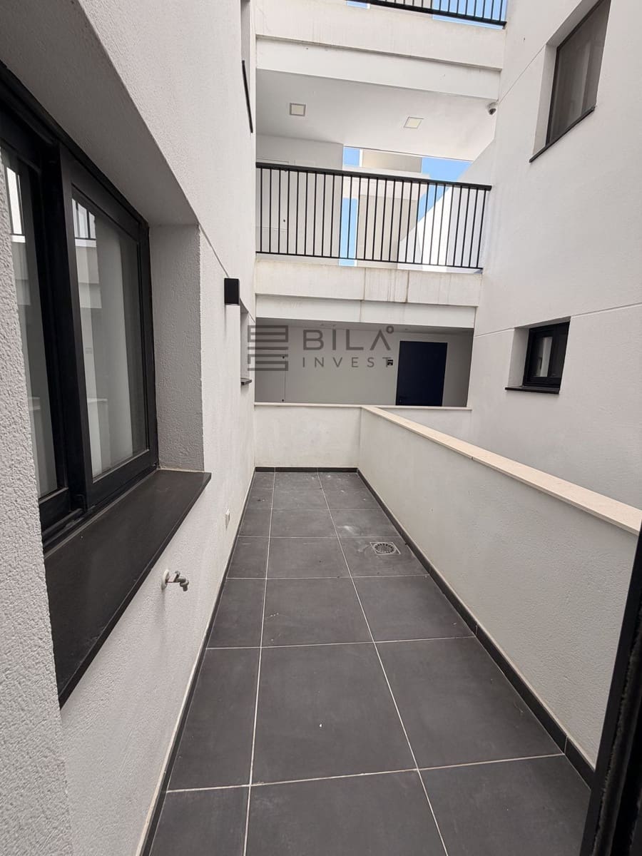 3 soveværelse Lejlighed til salg i Mijas Costa med swimmingpool garage - € 385.000 (Ref: 9772566)