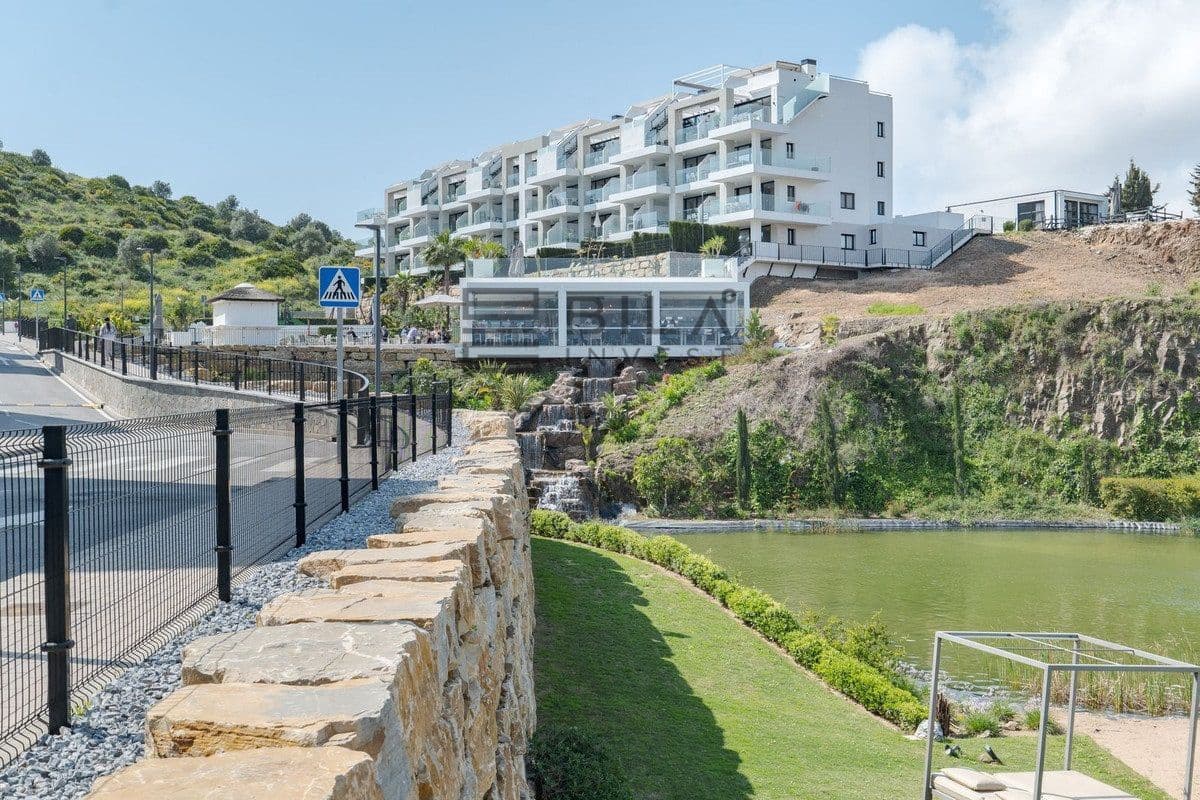 3 soveværelse Lejlighed til salg i Mijas Costa med swimmingpool garage - € 385.000 (Ref: 9772566)