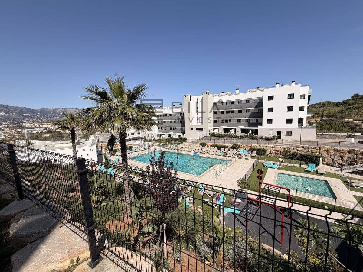 3 soveværelse Lejlighed til salg i Mijas Costa med swimmingpool garage - € 385.000 (Ref: 9772566)