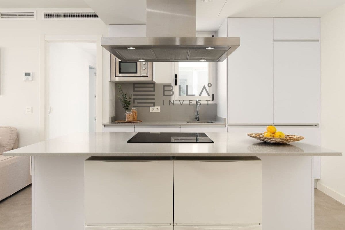 3 slaapkamer Penthouse te koop in Benalmadena Costa met zwembad - € 795.000 (Ref: 9772567)