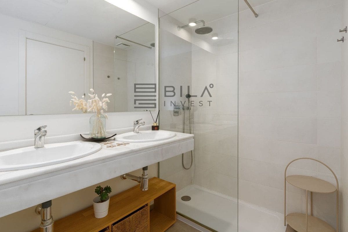 3 slaapkamer Penthouse te koop in Benalmadena Costa met zwembad - € 795.000 (Ref: 9772567)