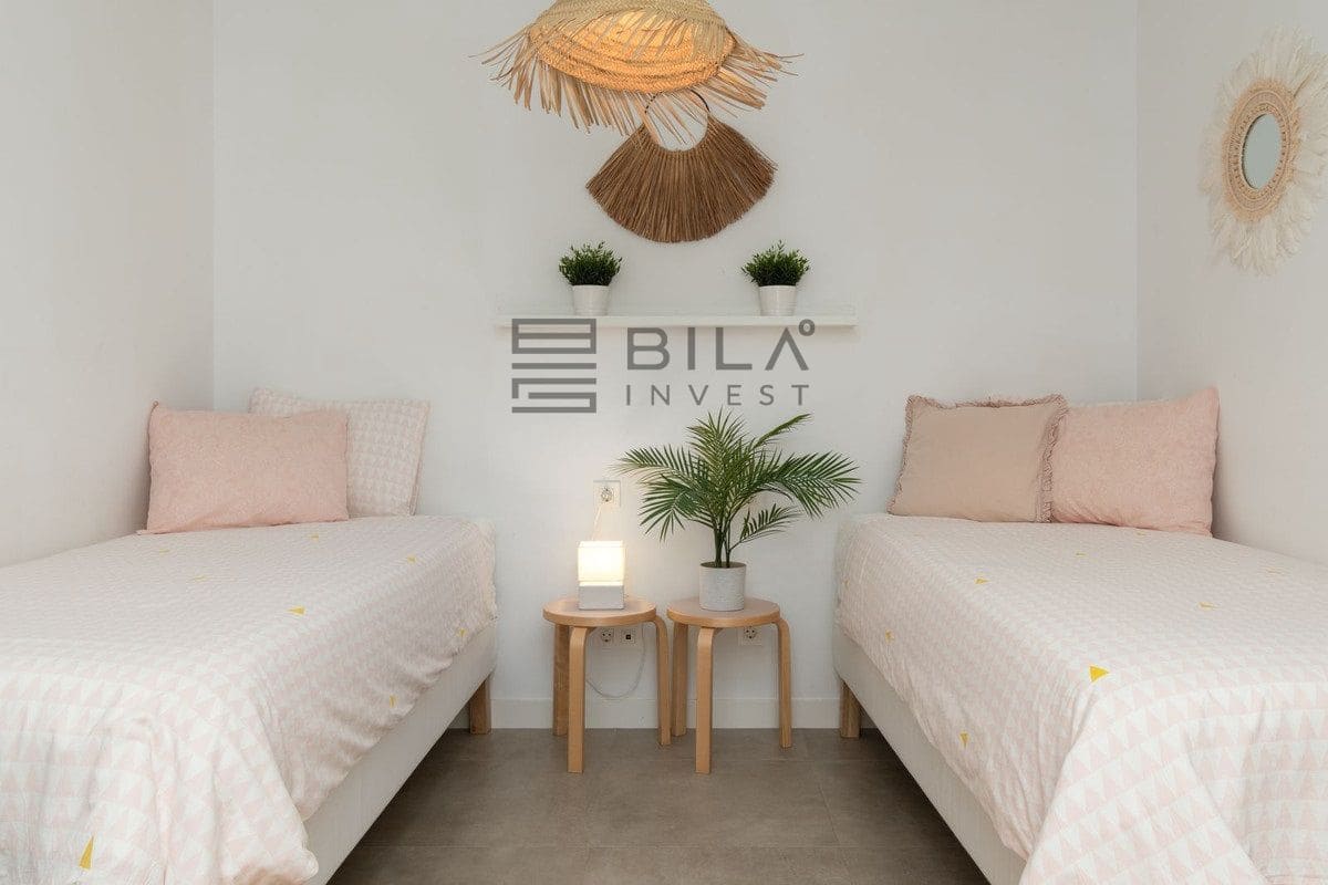 3 slaapkamer Penthouse te koop in Benalmadena Costa met zwembad - € 795.000 (Ref: 9772567)