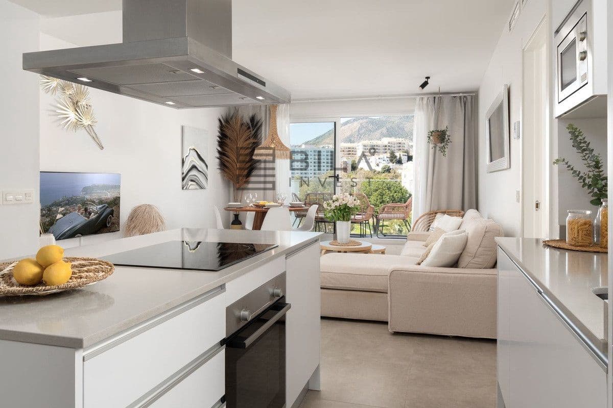 3 slaapkamer Penthouse te koop in Benalmadena Costa met zwembad - € 795.000 (Ref: 9772567)