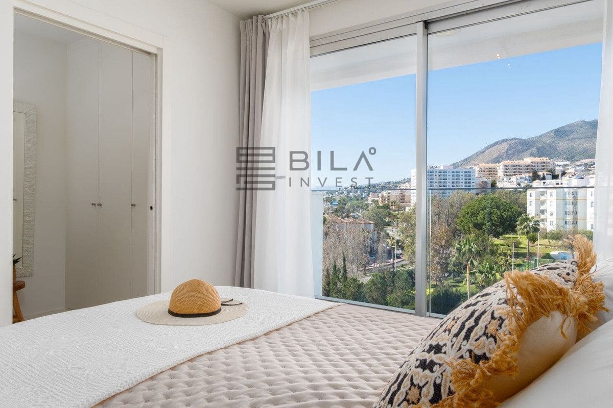 3 slaapkamer Penthouse te koop in Benalmadena Costa met zwembad - € 795.000 (Ref: 9772567)