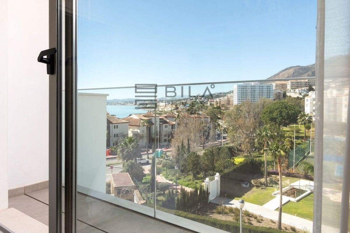 3 slaapkamer Penthouse te koop in Benalmadena Costa met zwembad - € 795.000 (Ref: 9772567)