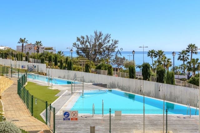 3 slaapkamer Penthouse te koop in Benalmadena Costa, Benalmádena met zwembad - € 795.000 (Ref: 9772567)