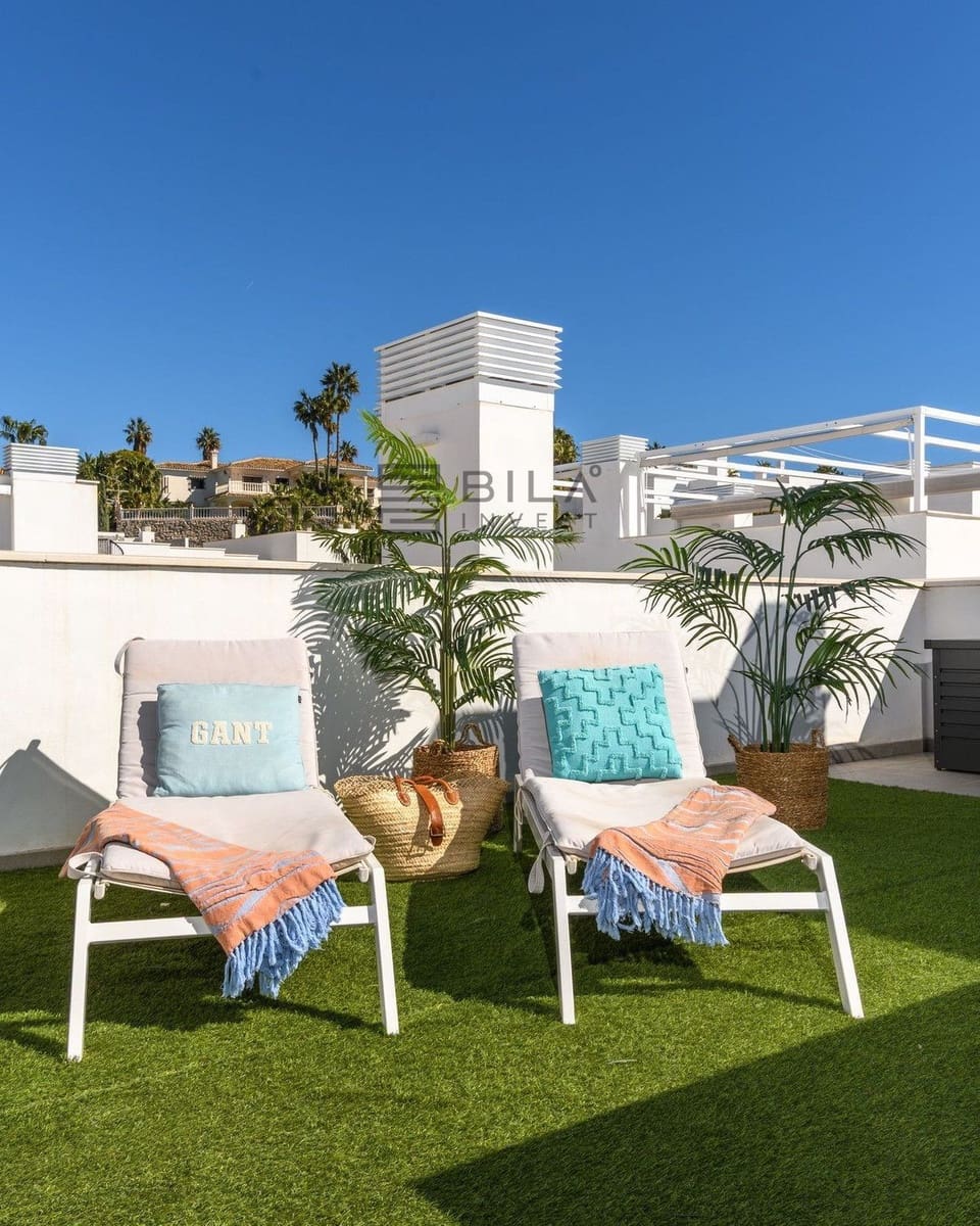 3 slaapkamer Penthouse te koop in Benalmadena Costa met zwembad - € 795.000 (Ref: 9772567)