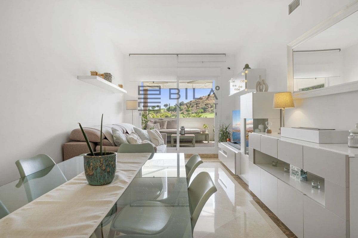 2 soveværelse Lejlighed til salg i La Cala de Mijas med swimmingpool garage - € 295.000 (Ref: 9772568)