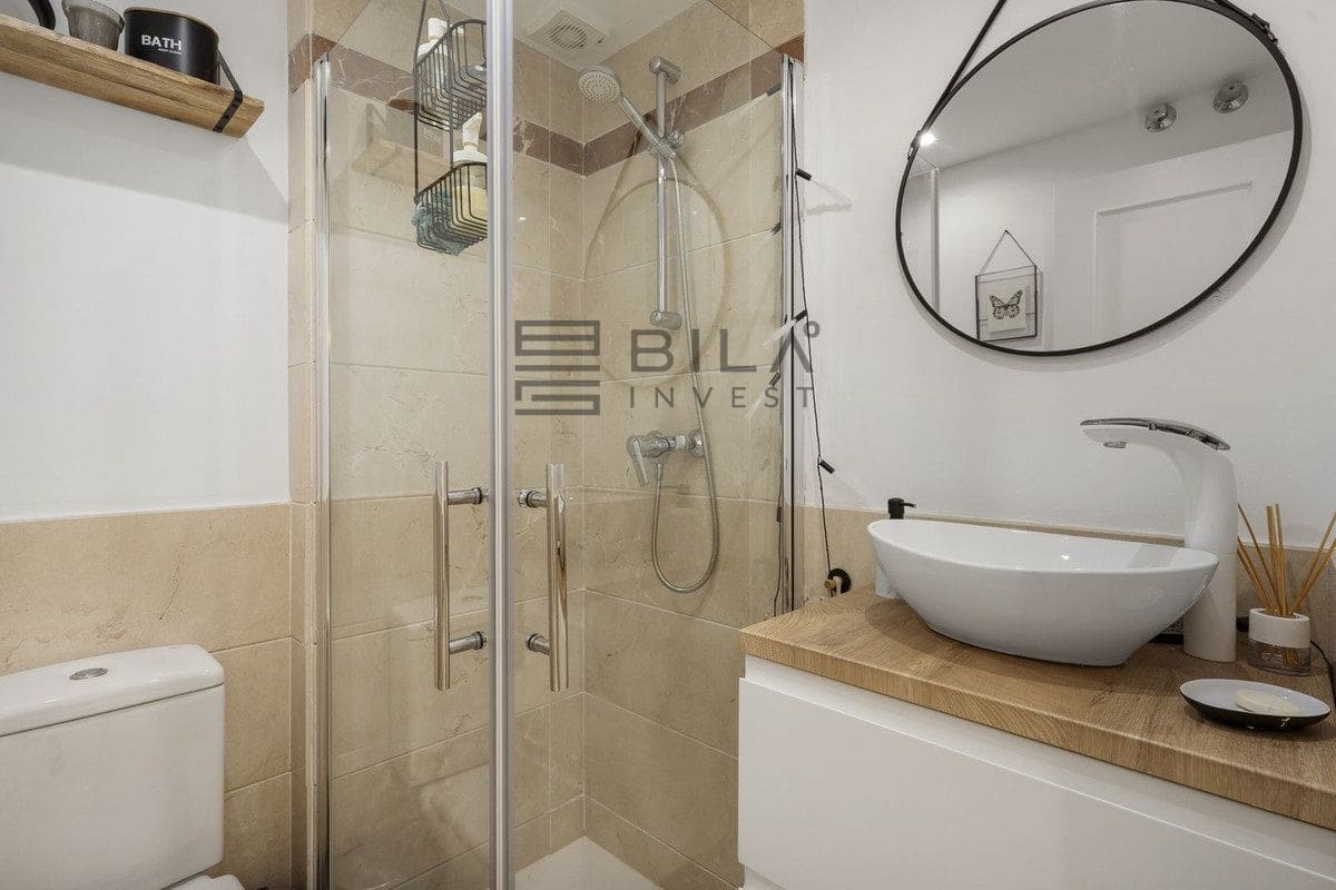 2 soveværelse Lejlighed til salg i La Cala de Mijas med swimmingpool garage - € 295.000 (Ref: 9772568)