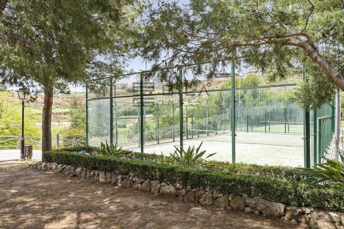 2 soveværelse Lejlighed til salg i La Cala de Mijas med swimmingpool garage - € 295.000 (Ref: 9772568)