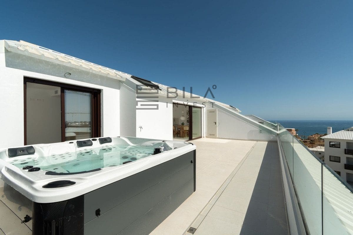 2 sypialnia Penthouse na sprzedaż w Fuengirola z basenem - 695 000 € (Ref: 9772569)