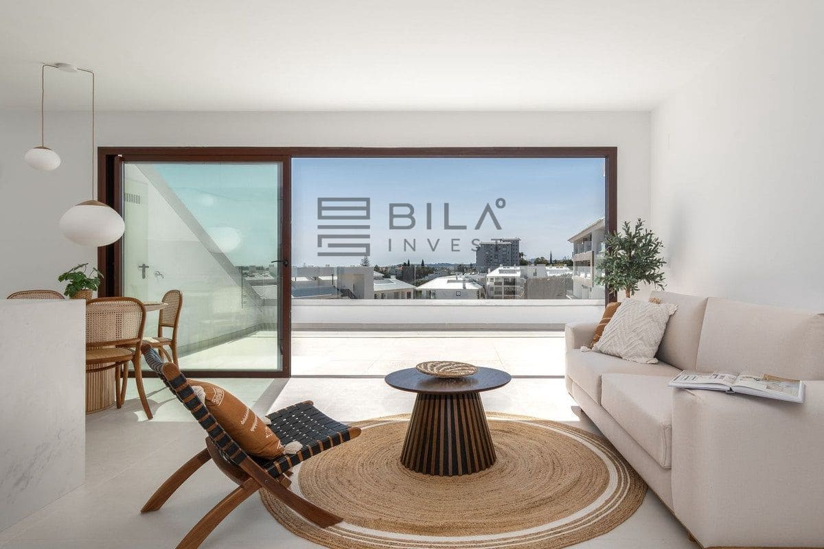 2 sypialnia Penthouse na sprzedaż w Fuengirola z basenem - 695 000 € (Ref: 9772569)