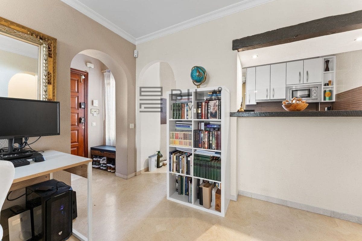 Piso de 2 habitaciones en Riviera del Sol en venta con piscina - 299.000 € (Ref: 9772573)