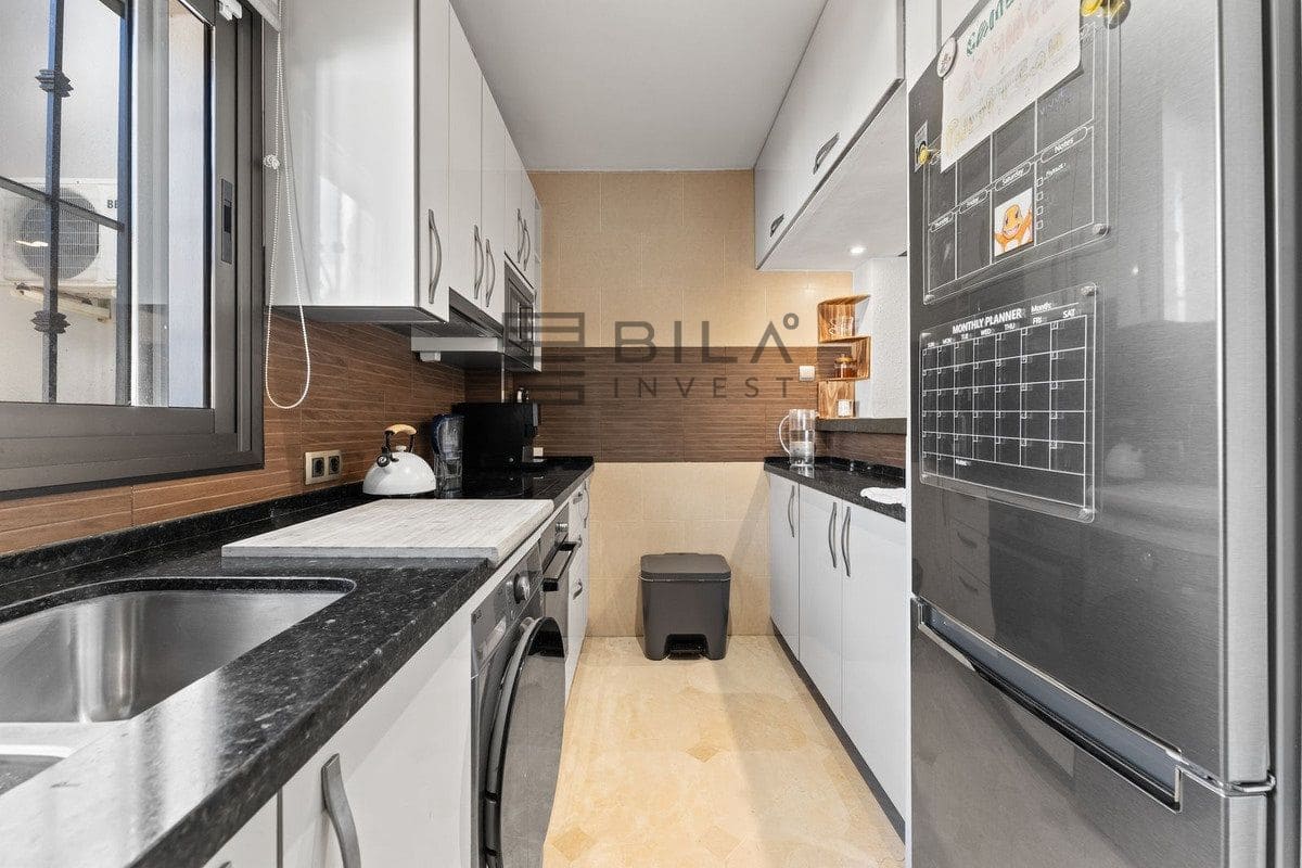 Piso de 2 habitaciones en Riviera del Sol en venta con piscina - 299.000 € (Ref: 9772573)