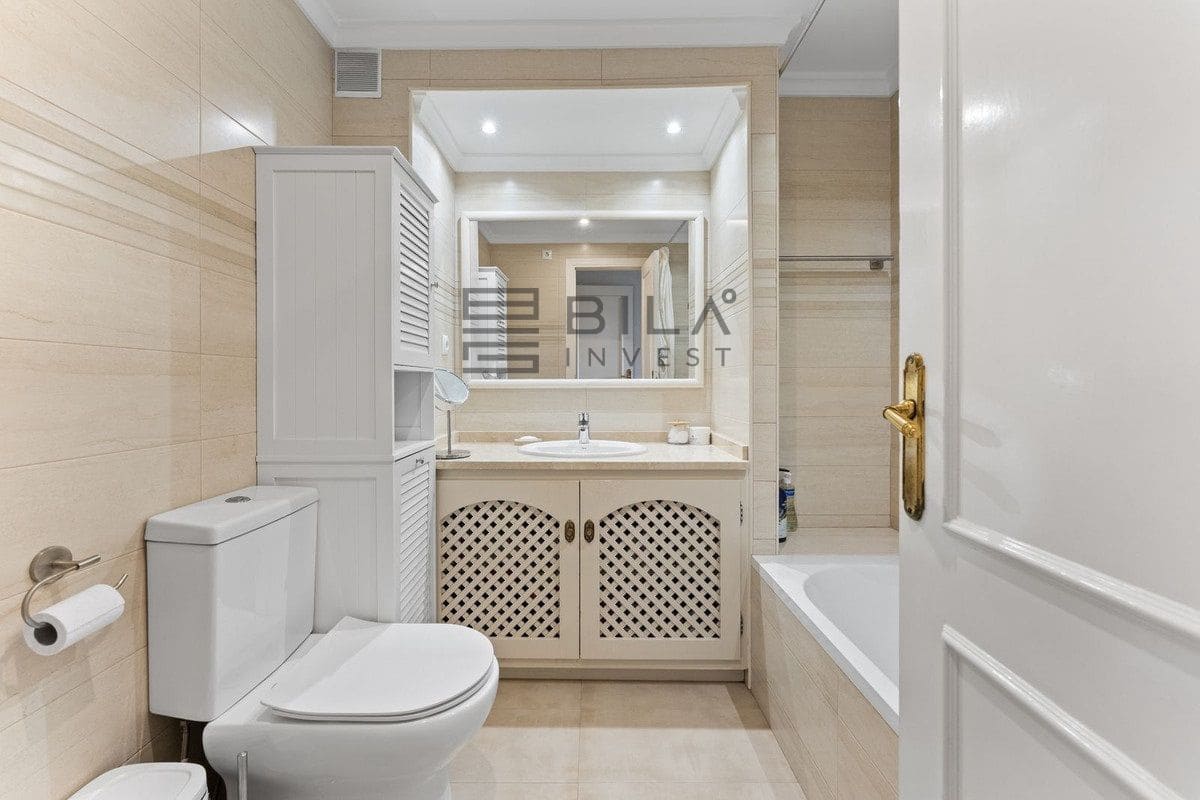 Piso de 2 habitaciones en Riviera del Sol en venta con piscina - 299.000 € (Ref: 9772573)