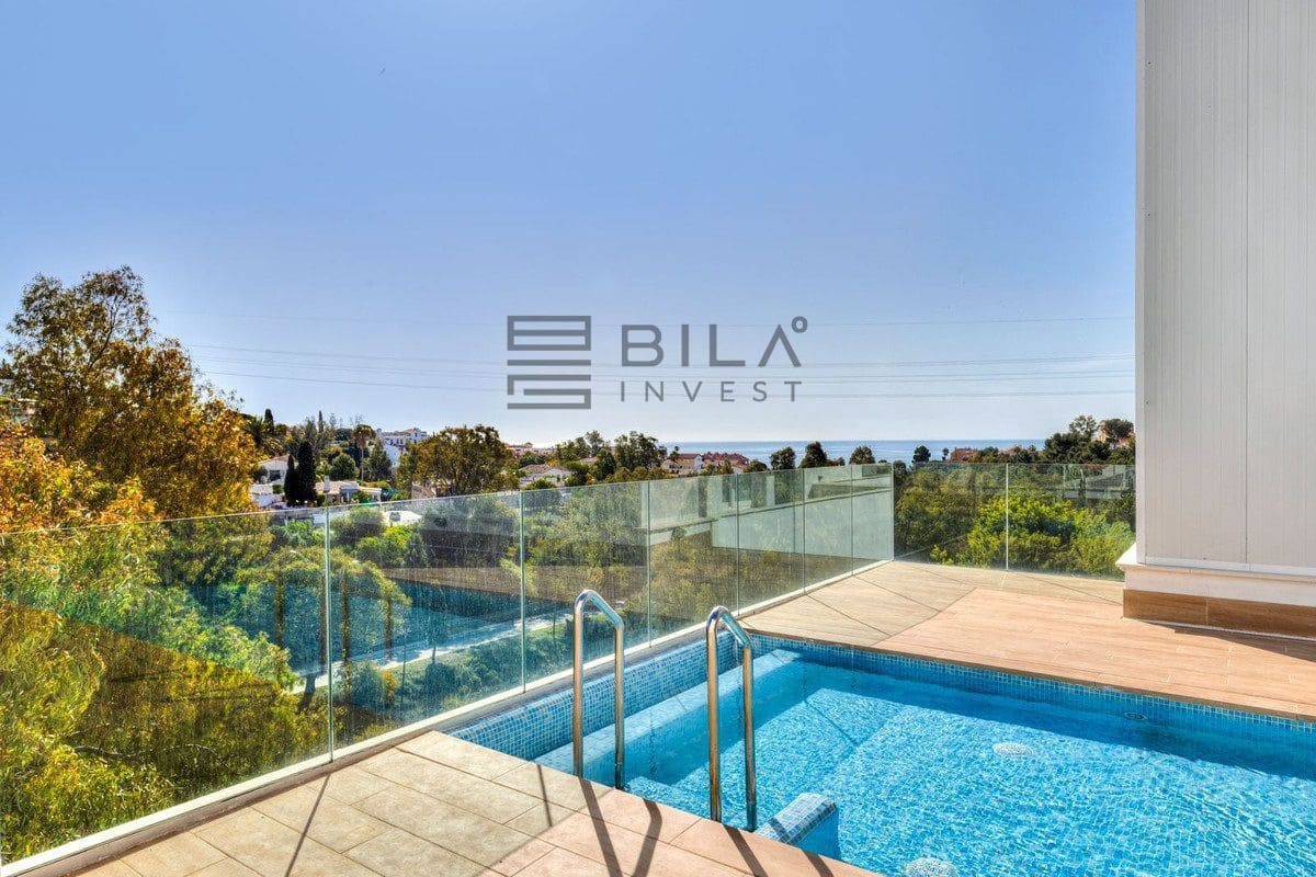 3 sovrum Takvåning till salu i Fuengirola med pool - 495 000 € (Ref: 9772574)