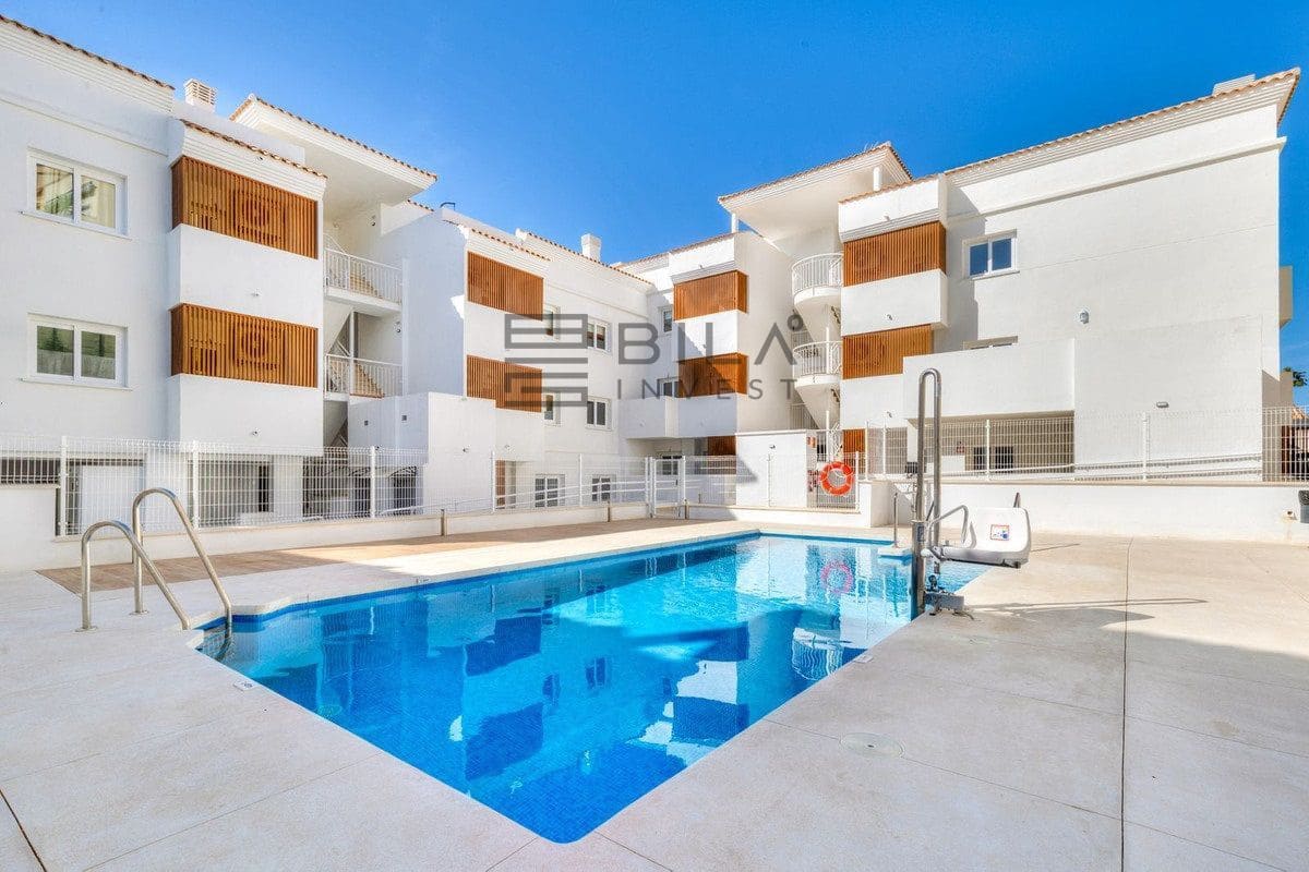 3 sovrum Takvåning till salu i Fuengirola med pool - 495 000 € (Ref: 9772574)