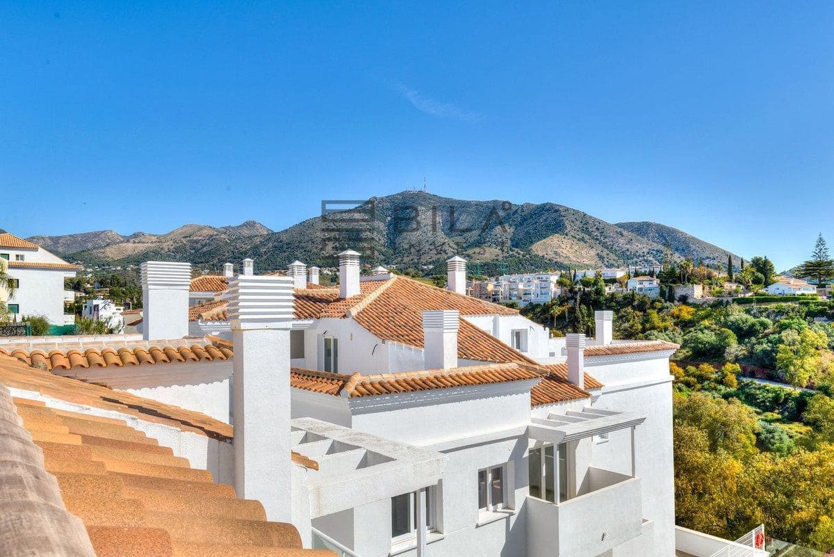 3 sovrum Takvåning till salu i Fuengirola med pool - 495 000 € (Ref: 9772574)