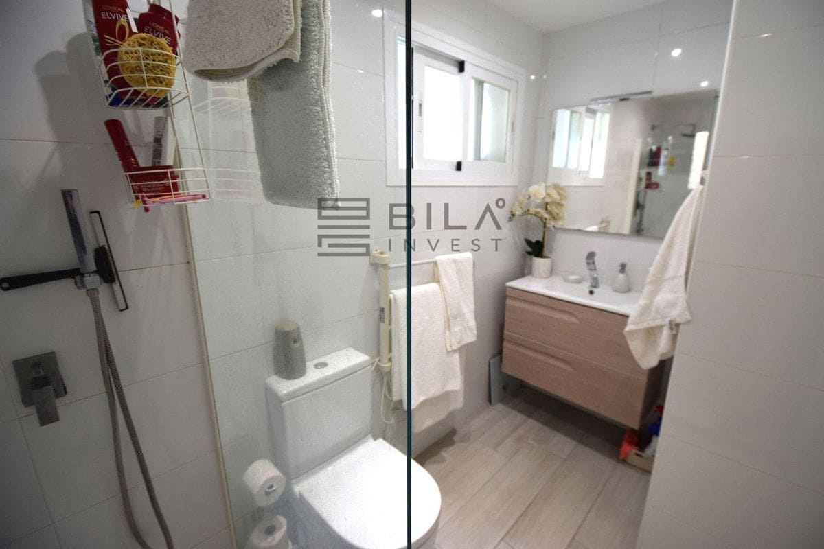 Chalet de 3 habitaciones en La Cala de Mijas en venta con piscina - 795.000 € (Ref: 9772575)