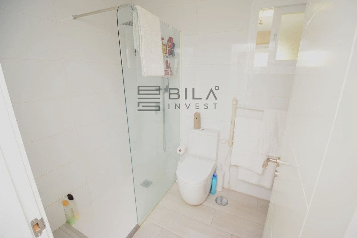 Chalet de 3 habitaciones en La Cala de Mijas en venta con piscina - 795.000 € (Ref: 9772575)