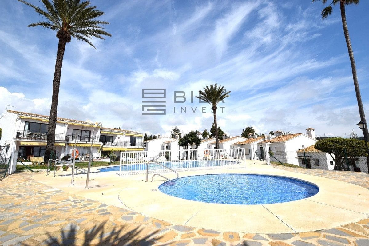 Chalet de 3 habitaciones en La Cala de Mijas en venta con piscina - 795.000 € (Ref: 9772575)