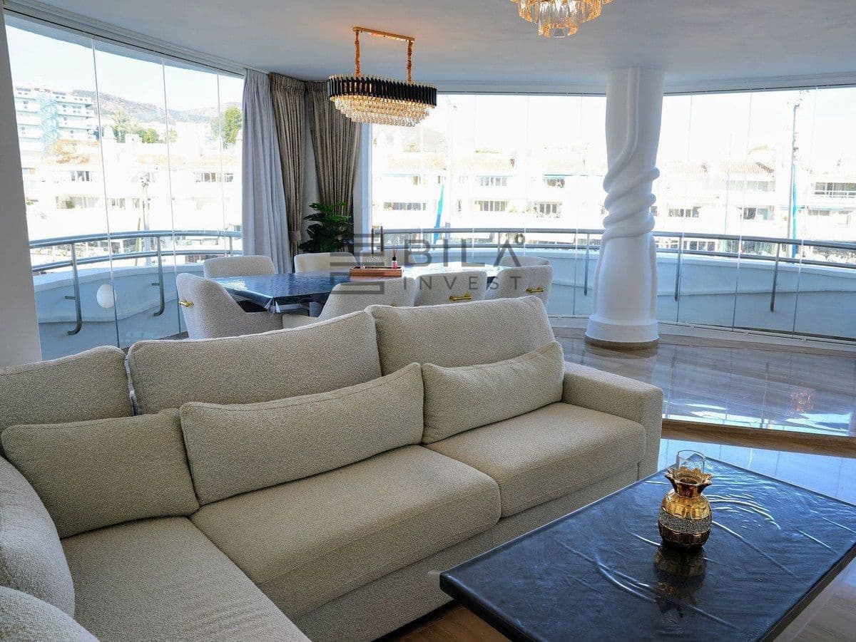 3 soveværelse Penthouse til salg i Benalmadena med swimmingpool - € 745.000 (Ref: 9780184)