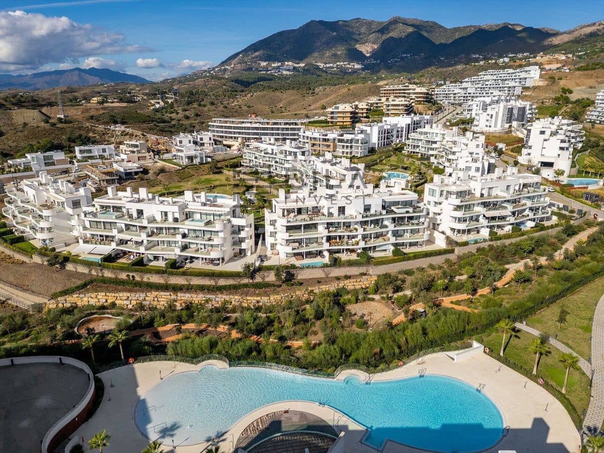 3 soverom Leilighet til salgs i Fuengirola med svømmebasseng garasje - € 849 000 (Ref: 9780186)