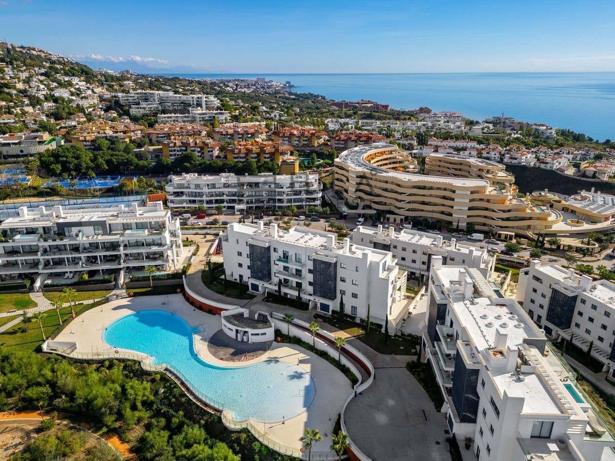 3 soverom Leilighet til salgs i Fuengirola med svømmebasseng garasje - € 849 000 (Ref: 9780186)