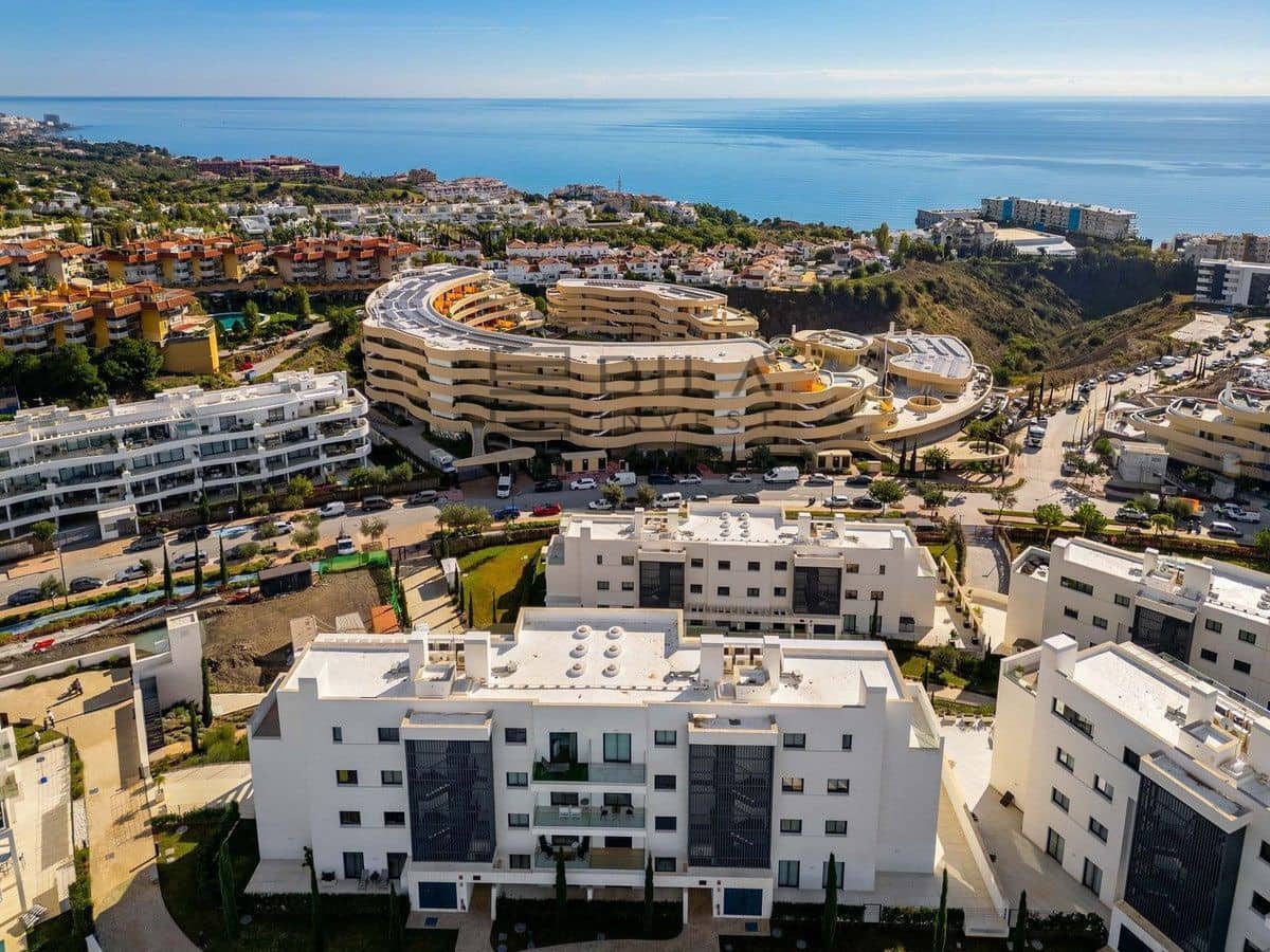 3 soverom Leilighet til salgs i Fuengirola med svømmebasseng garasje - € 849 000 (Ref: 9780186)