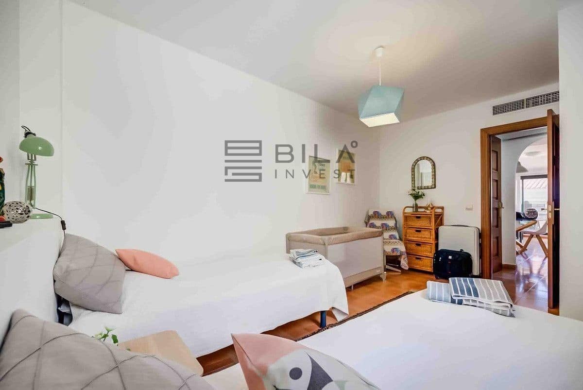 Ático de 2 habitaciones en Fuengirola en venta - 328.000 € (Ref: 9780187)