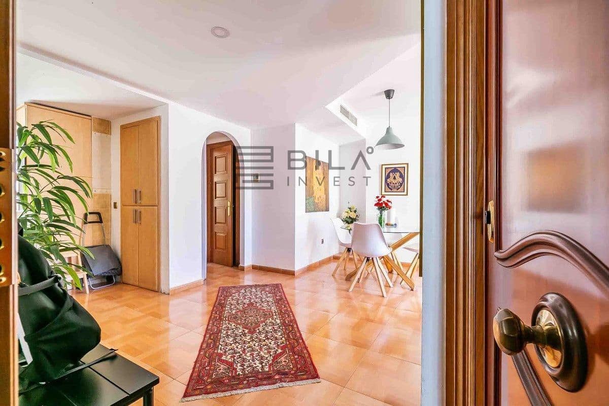 Ático de 2 habitaciones en Fuengirola en venta - 328.000 € (Ref: 9780187)