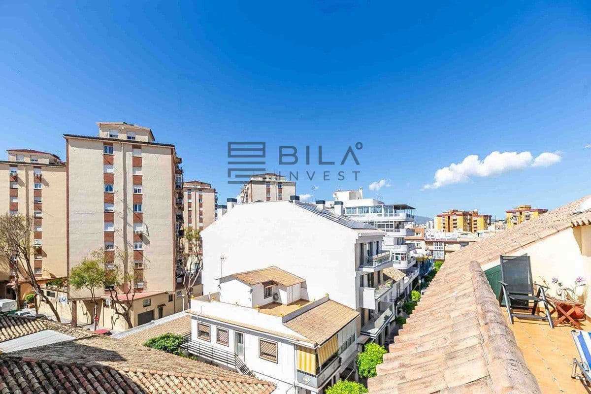 Ático de 2 habitaciones en Fuengirola en venta - 328.000 € (Ref: 9780187)
