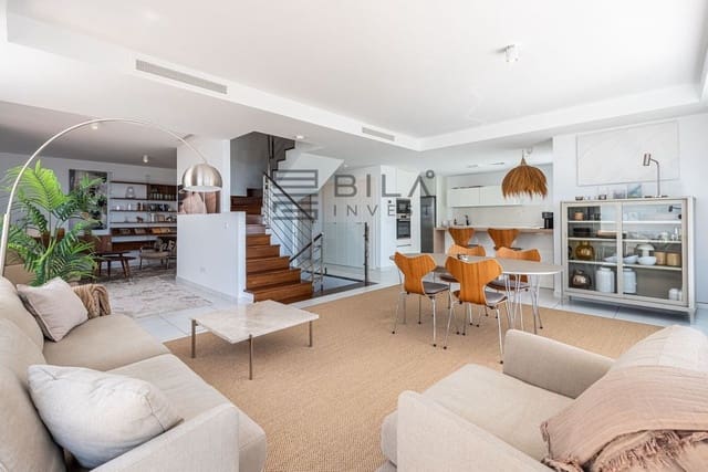 4 Zimmer Villa zu verkaufen in Torremuelle, Benalmádena mit Pool Garage - 1.149.000 € (Ref: 9780188)