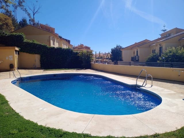 2 soveværelse Lejlighed til salg i Zona Centro Comercial Torrequebrada, Benalmádena med swimmingpool garage - € 295.000 (Ref: 9780189)
