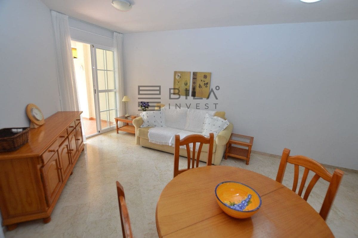 2 slaapkamer Flat te koop in Torrequebrada met zwembad garage - € 295.000 (Ref: 9780189)