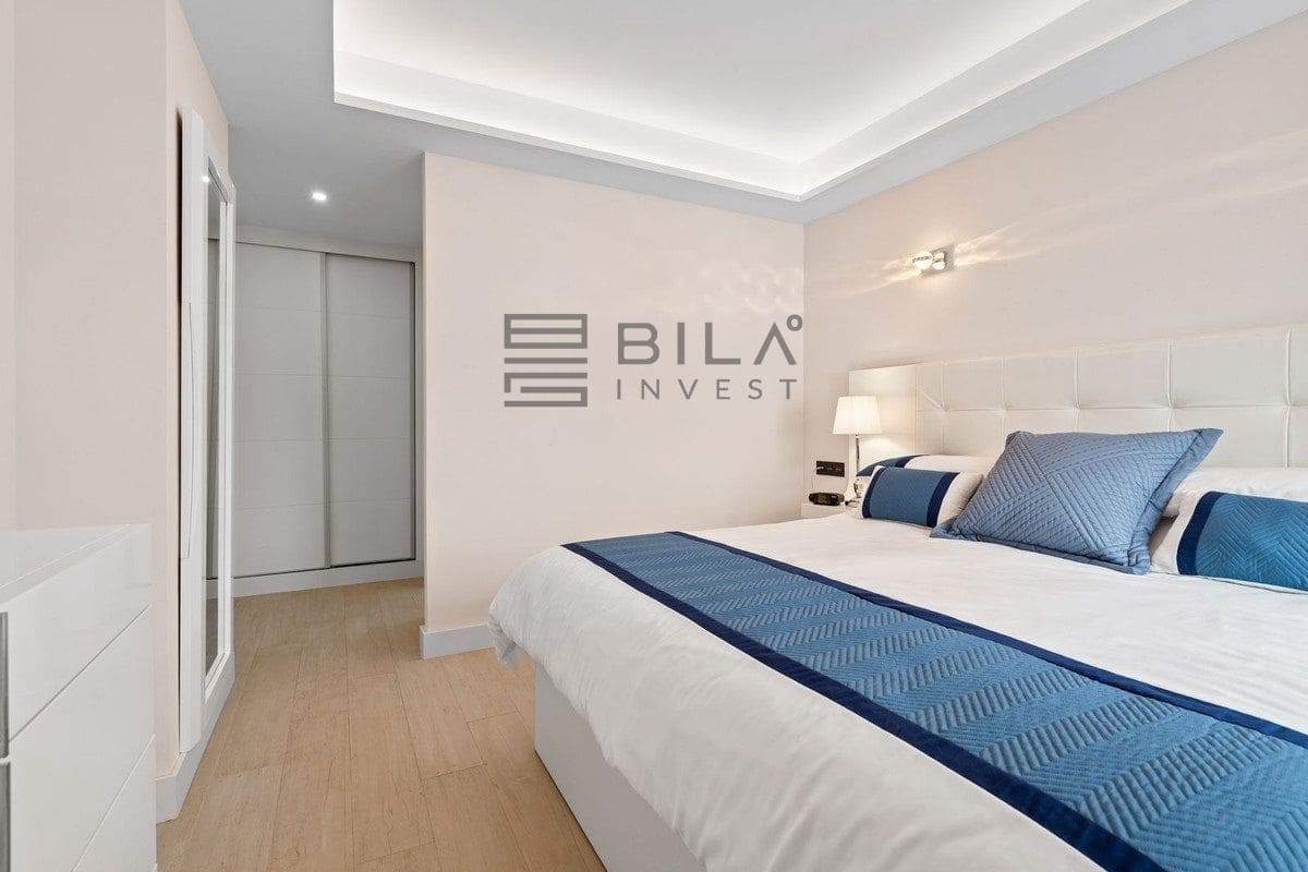 4 sovrum Villa till salu i La Cala de Mijas med pool - 995 000 € (Ref: 9786728)