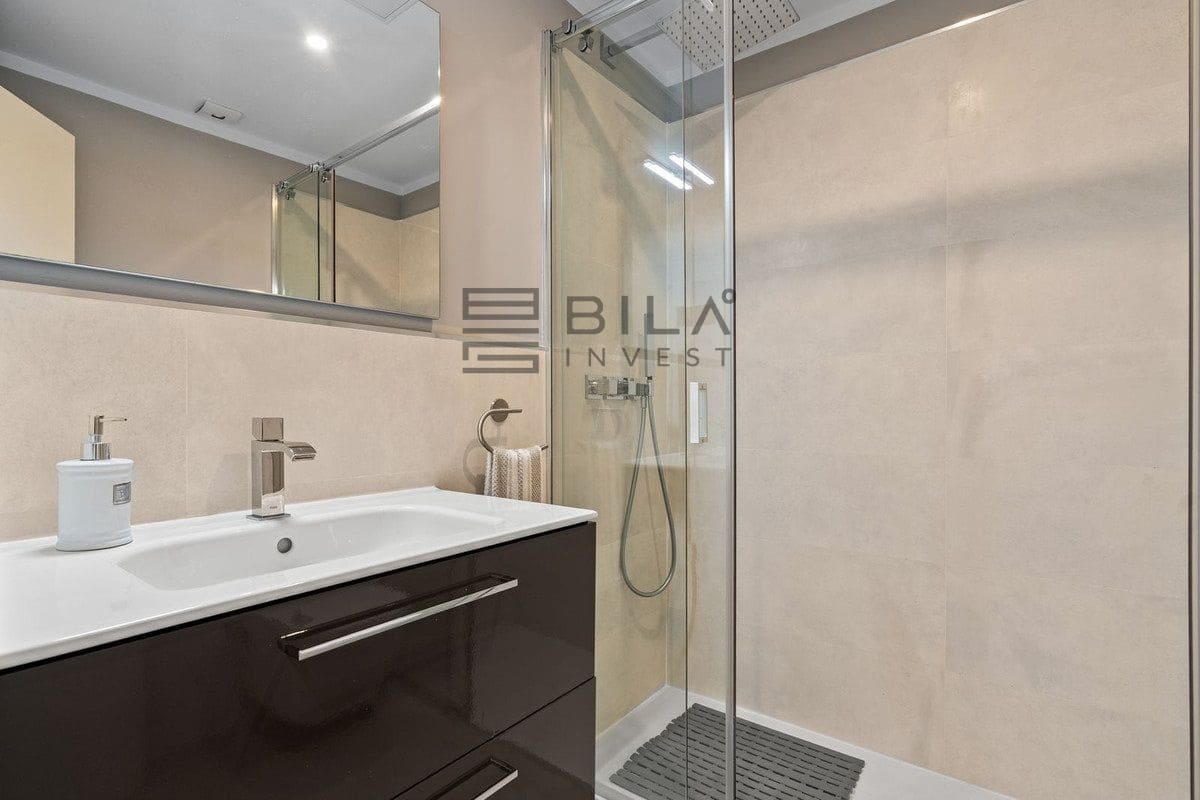 4 sovrum Villa till salu i La Cala de Mijas med pool - 995 000 € (Ref: 9786728)