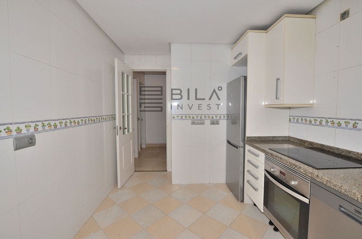 Piso de 3 habitaciones en Torrequebrada en venta con piscina garaje - 465.000 € (Ref: 9789897)